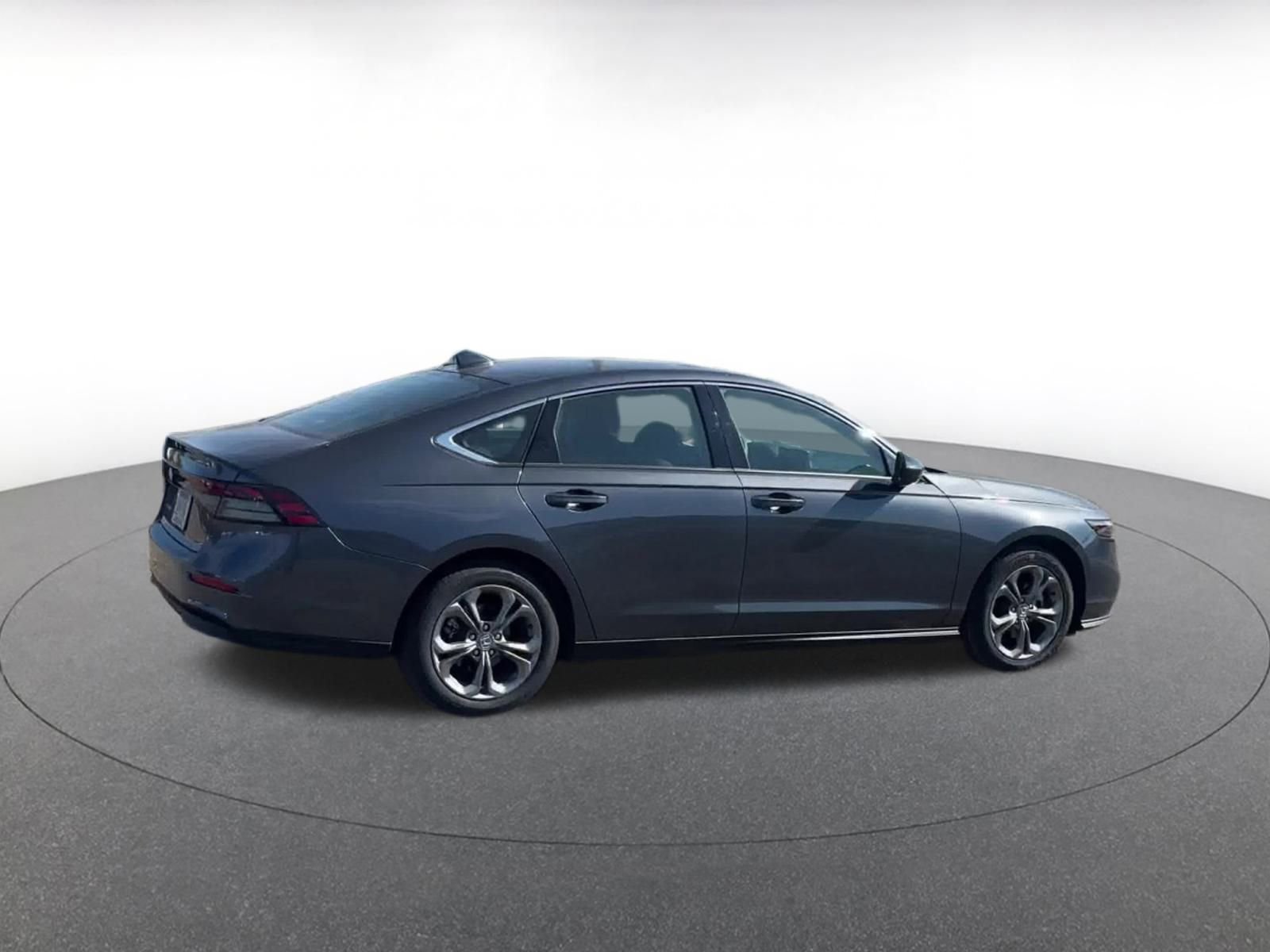 Used 2024 Honda Accord EX image 15