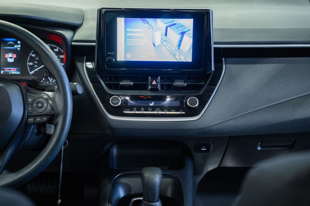 Used 2024 Toyota Corolla LE image 17