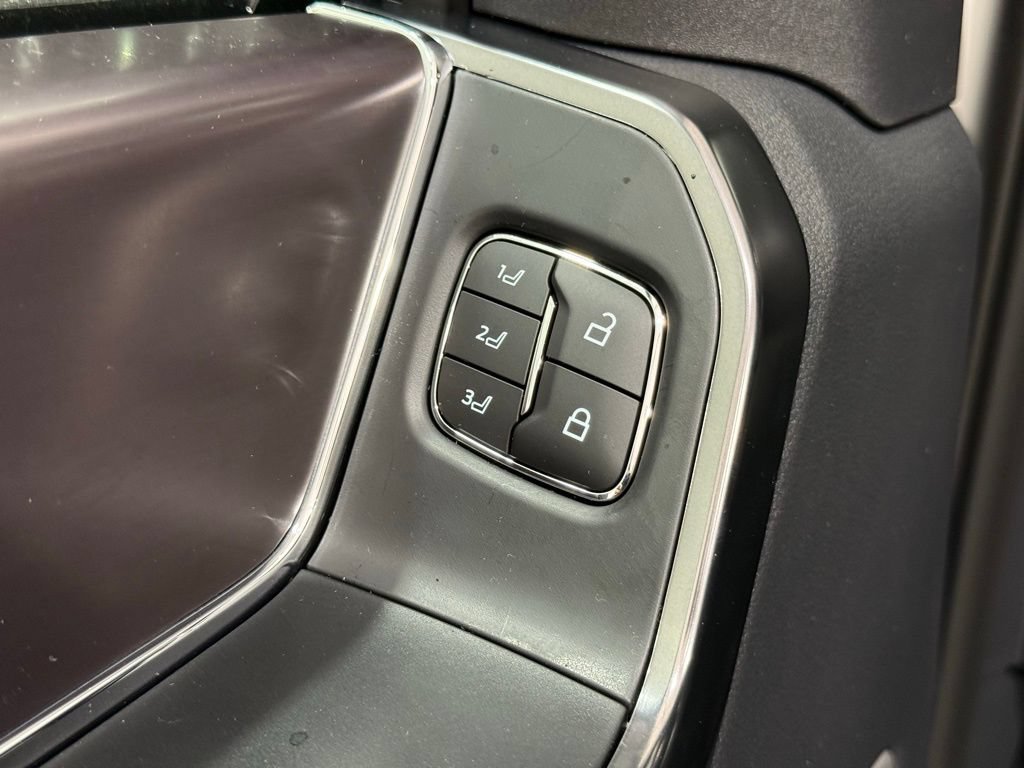 New 2025 Ford F150 Platinum w/ FX4 Off-Road Package AWD/4WD image 19