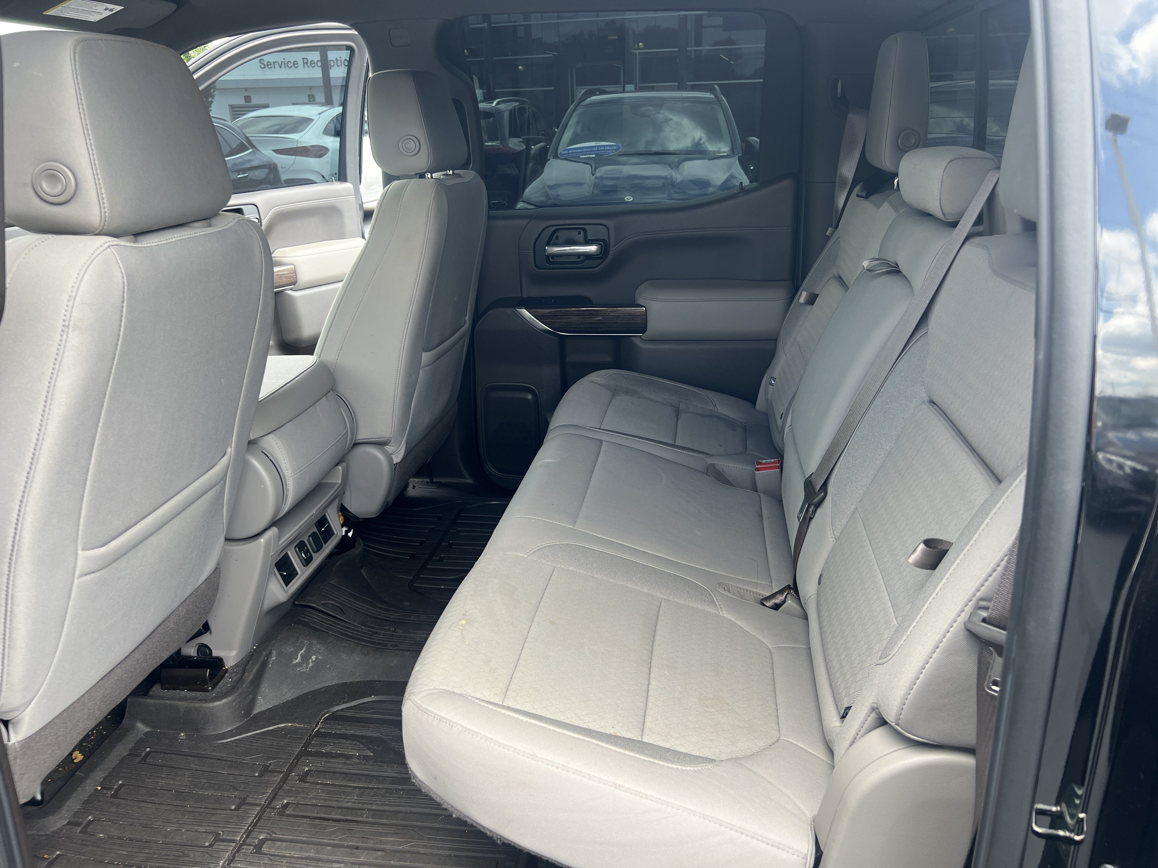 Used 2019 GMC Sierra 1500 SLE w/ SLE Value Package AWD/4WD image 32