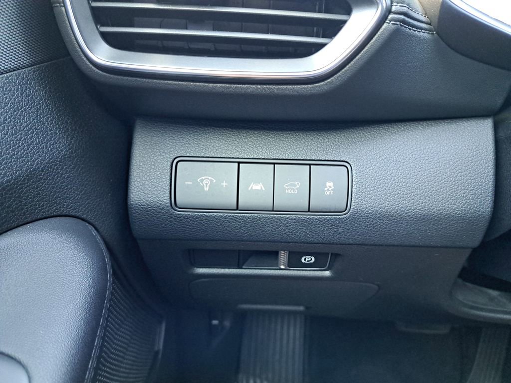 Used 2023 Hyundai Santa Fe SEL image 32