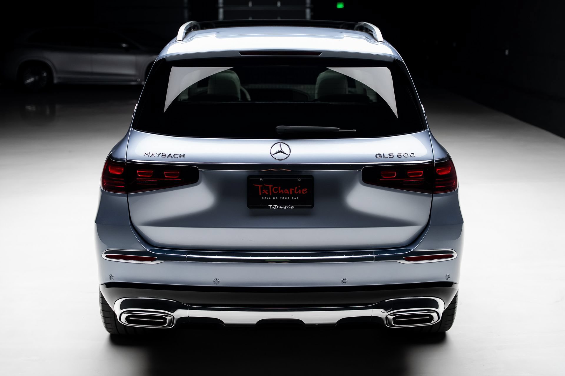 Used 2025 Mercedes-Benz Maybach GLS 600 4MATIC image 25