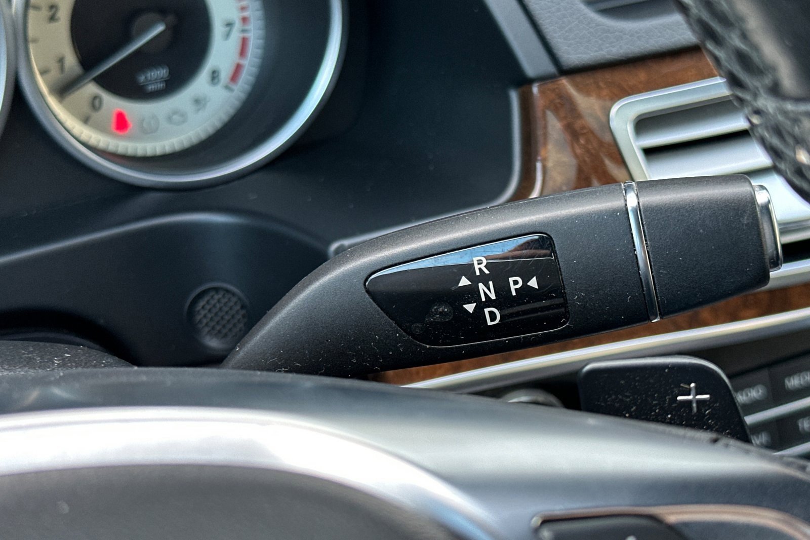 Used 2016 Mercedes-Benz E 350 4MATIC Sedan image 24