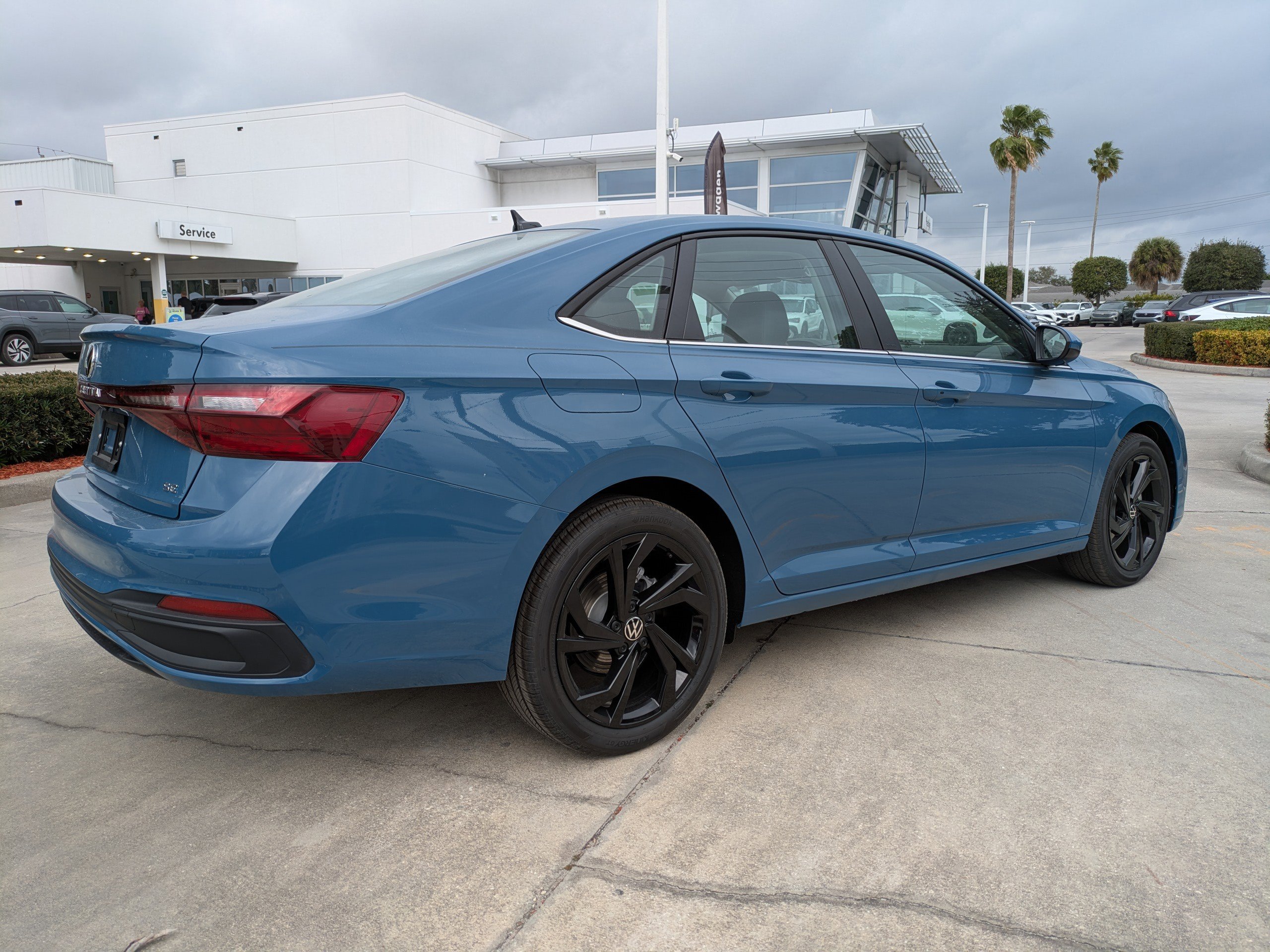 New 2026 Volkswagen Jetta SE image 4