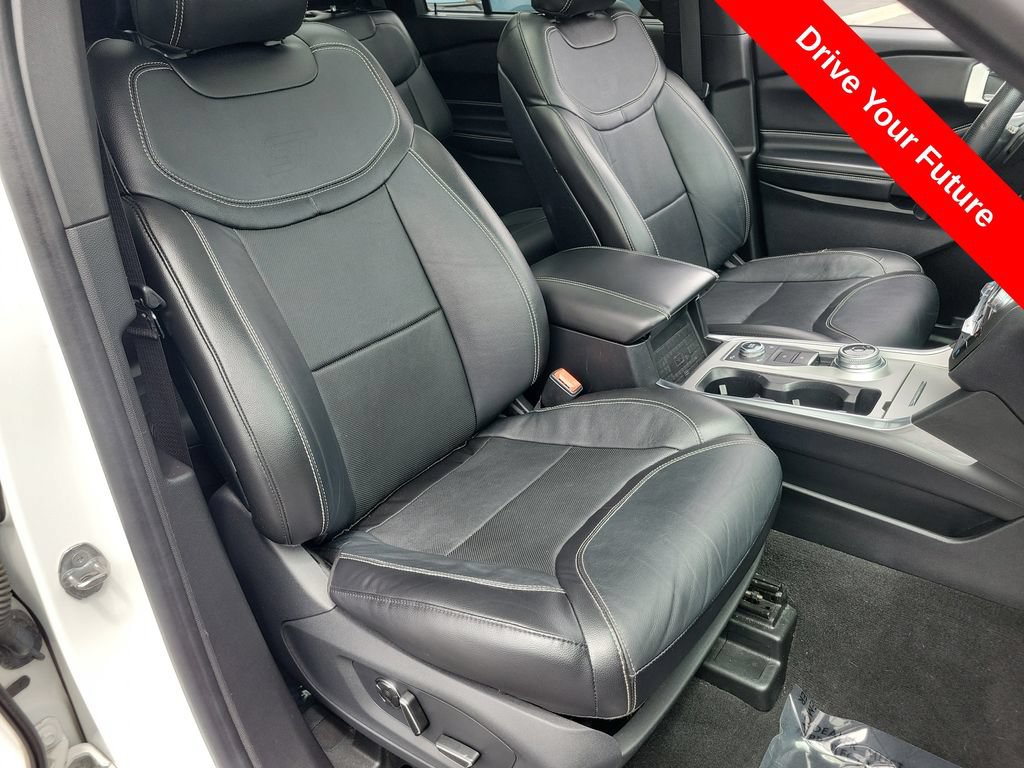 Used 2020 Ford Explorer ST w/ ST High-Performance Pack AWD/4WD image 23