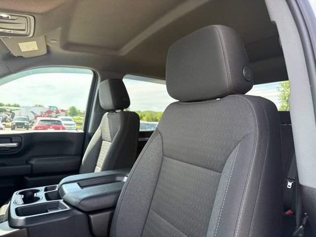Used 2024 Chevrolet Silverado 2500 Custom w/ Custom Value Package AWD/4WD image 15