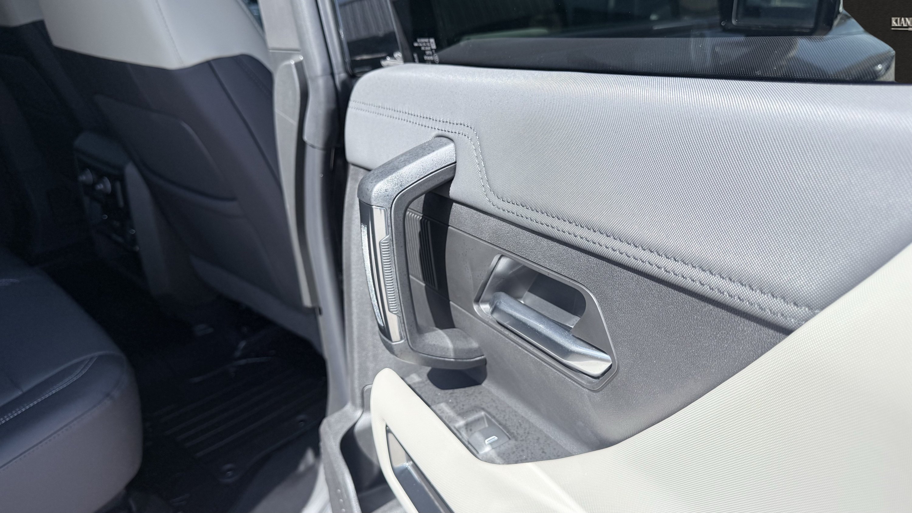 Used 2026 GMC Hummer EV SUV AWD/4WD image 35