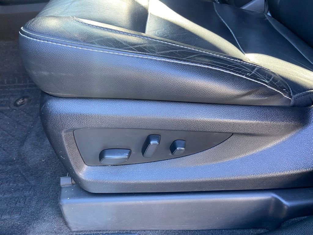 Used 2020 GMC Yukon SLT w/ Value Plus Edition image 11