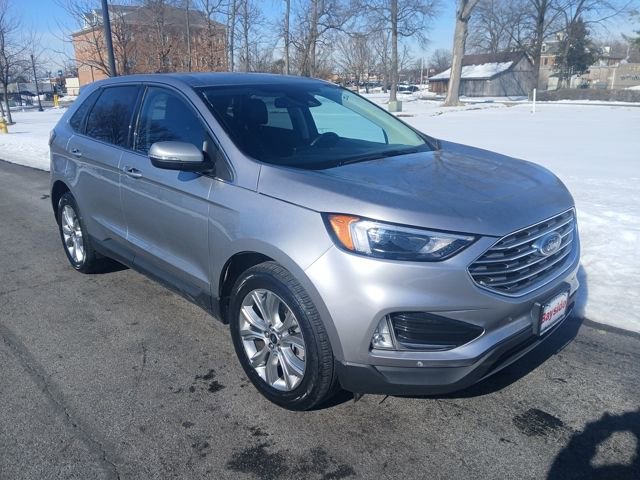 Used 2024 Ford Edge Titanium image 9