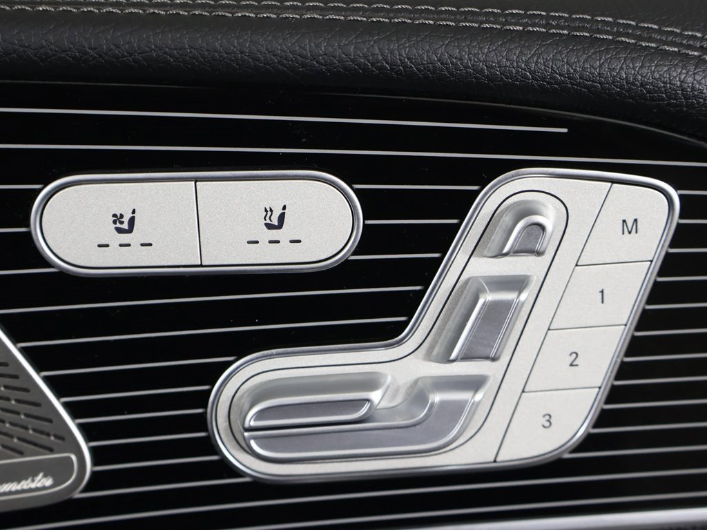 Used 2024 Mercedes-Benz GLS 580 4MATIC w/ Warmth & Comfort Package image 47