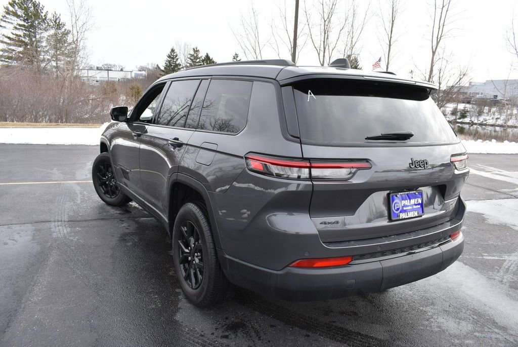 Used 2024 Jeep Grand Cherokee L Altitude image 6