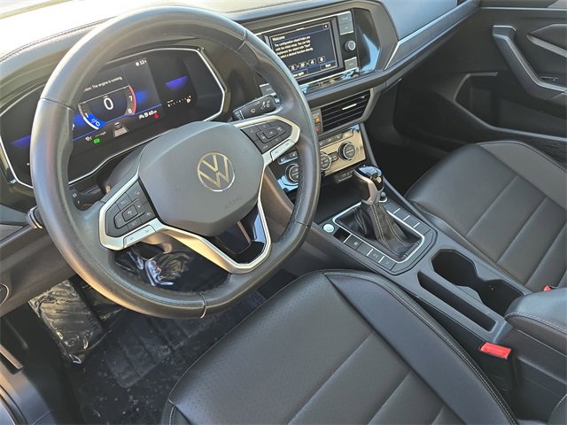 Used 2022 Volkswagen Jetta SE image 18