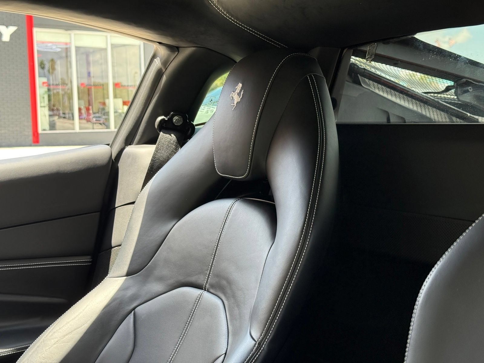 Used 2020 Ferrari F8 Tributo RWD image 31
