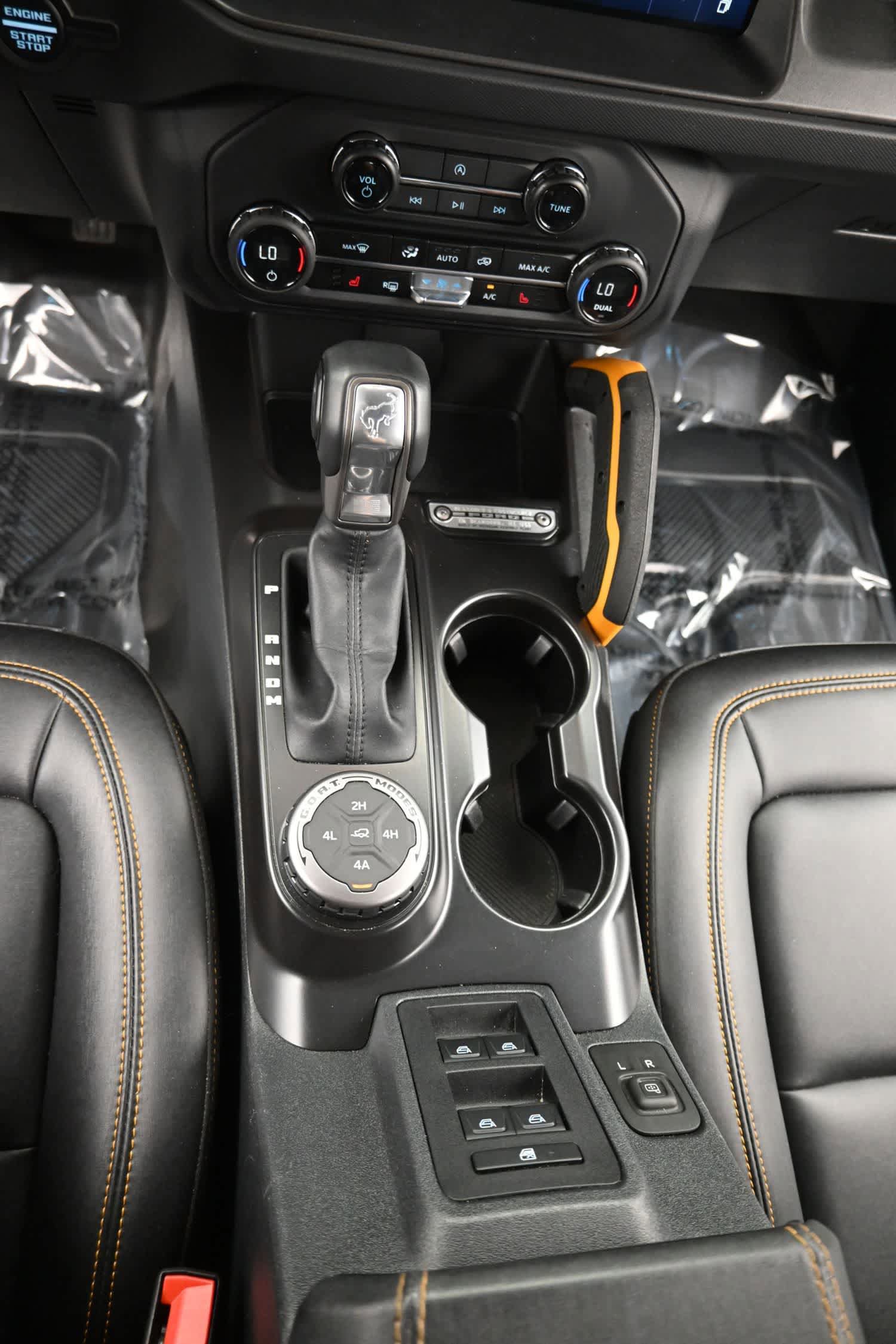 Used 2024 Ford Bronco Badlands image 22