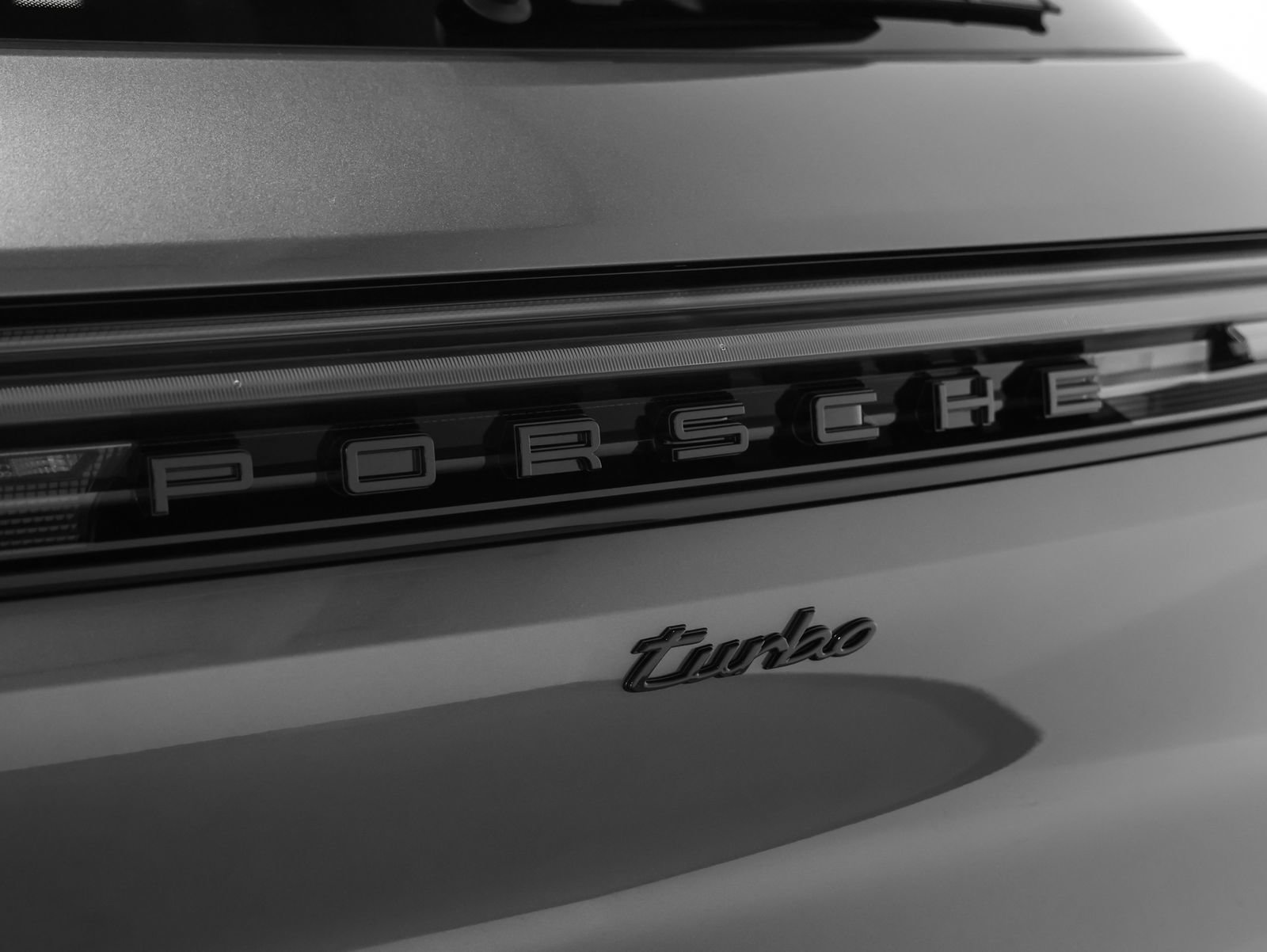 Used 2025 Porsche Cayenne Turbo AWD/4WD image 28