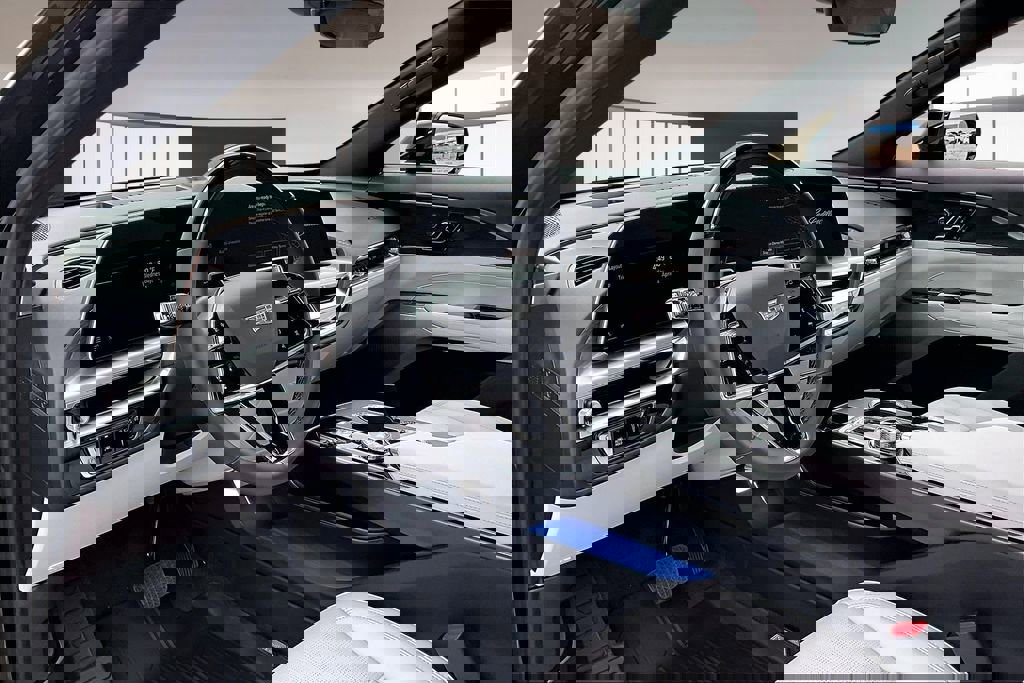 New 2026 Cadillac Lyriq Premium Luxury image 6