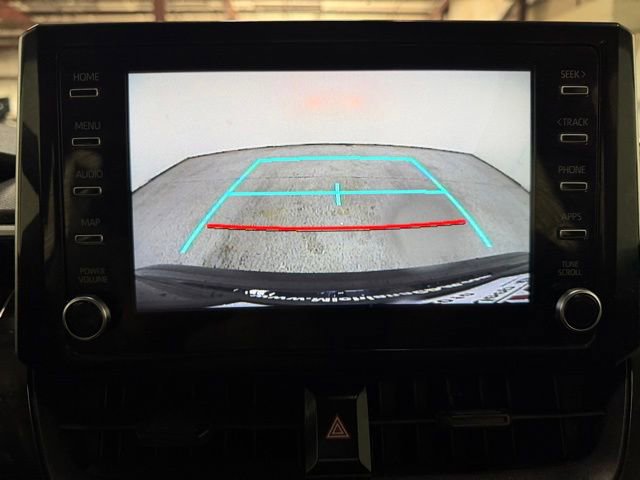 Used 2020 Toyota Corolla LE FWD image 18