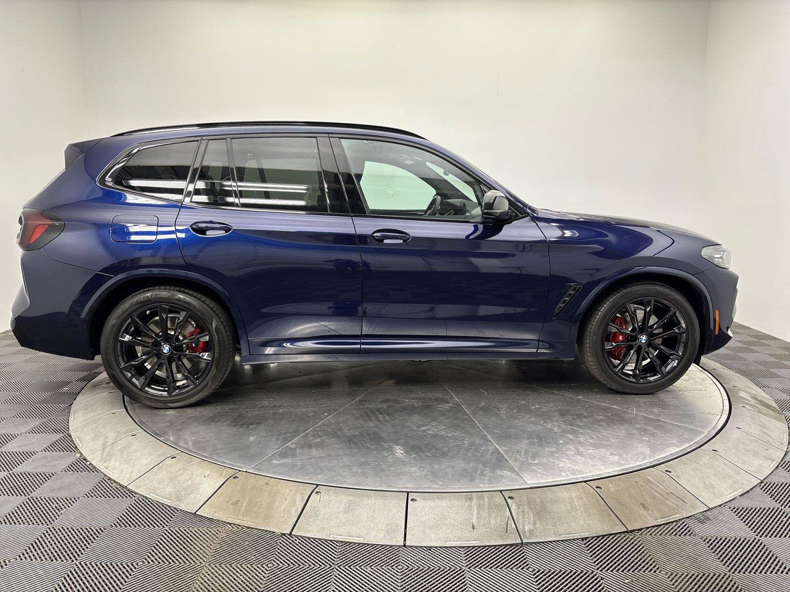 Used 2023 BMW X3 M40i w/ Shadowloine Package AWD/4WD image 17