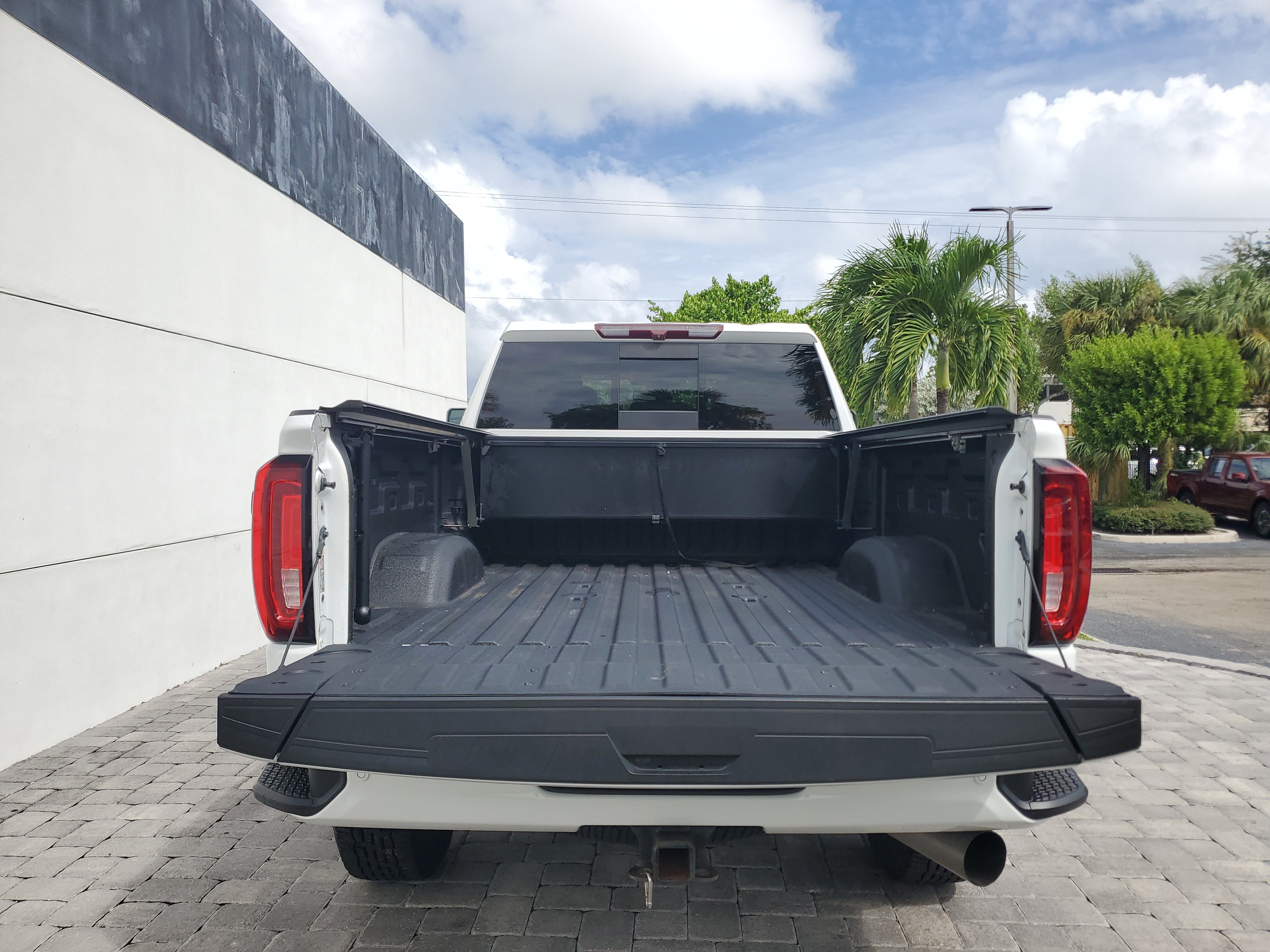 Used 2022 GMC Sierra 2500 Denali AWD/4WD image 10