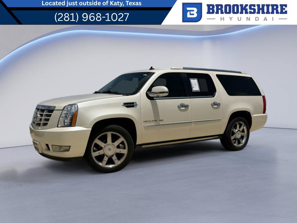 Used 2013 Cadillac Escalade ESV Luxury RWD image 1