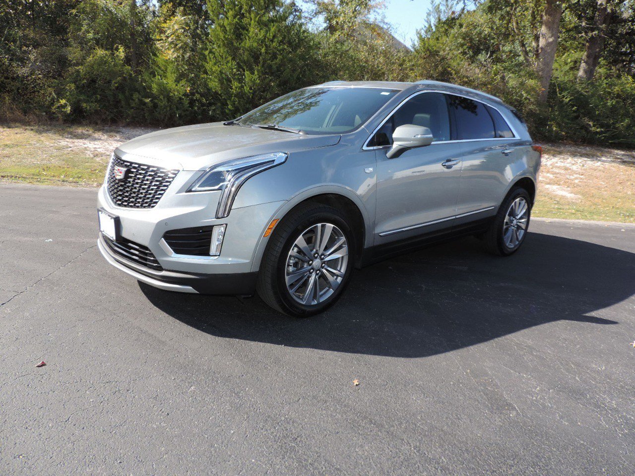 Certified 2025 Cadillac XT5 Premium Luxury image 1