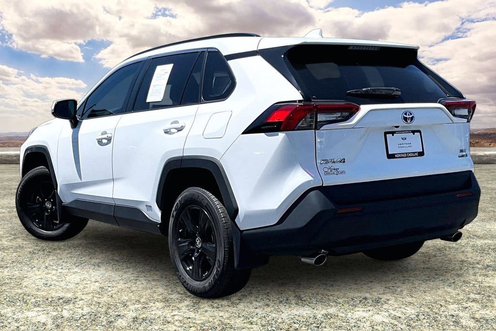 Used 2024 Toyota RAV4 XLE w/ Convenience Package AWD/4WD image 4