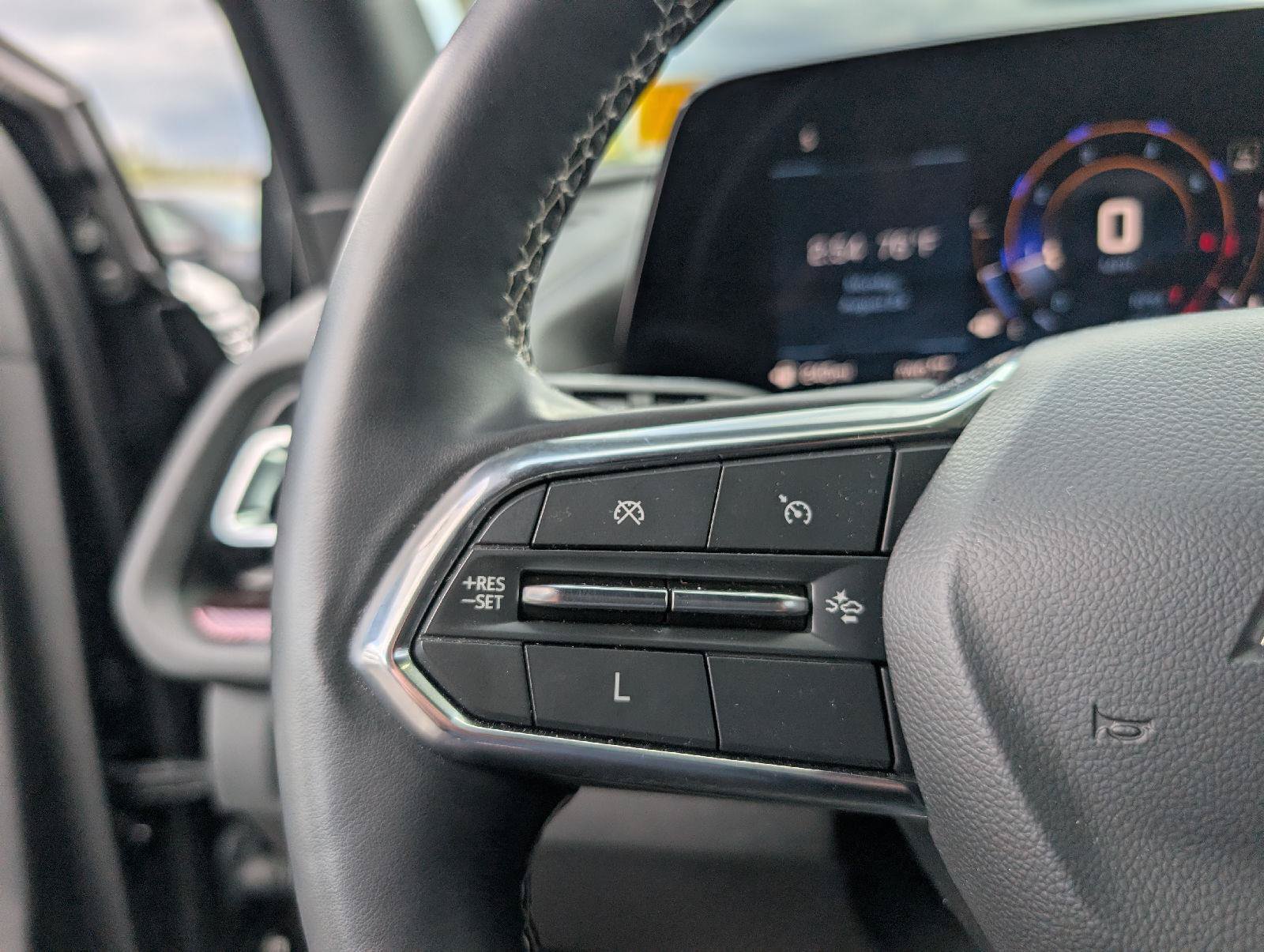 Used 2024 Chevrolet Traverse Z71 AWD/4WD image 13