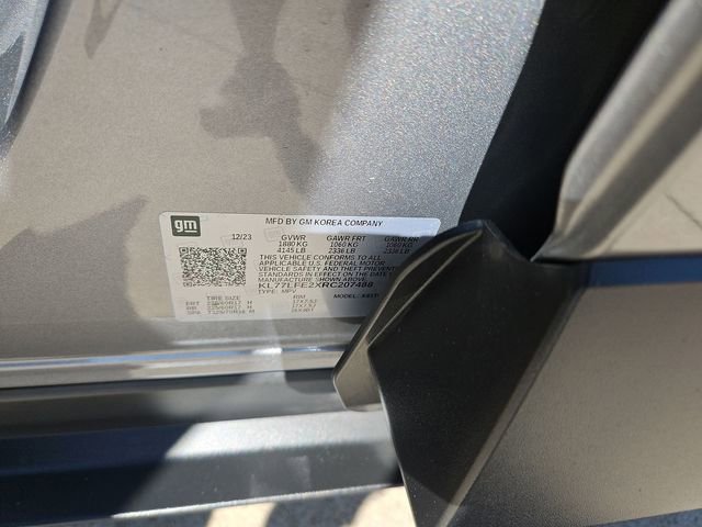 Used 2024 Chevrolet Trax LS w/ LS Convenience Package FWD image 28