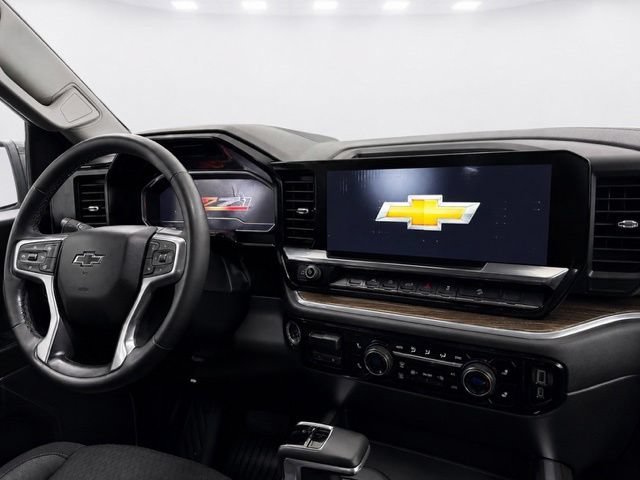 Used 2024 Chevrolet Silverado 1500 RST AWD/4WD image 22