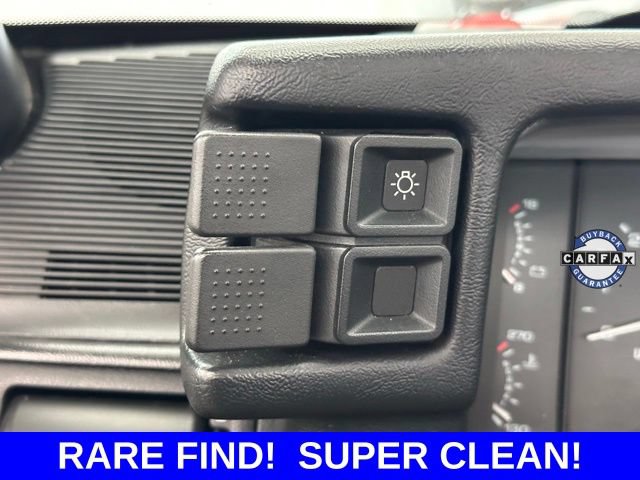 Used 1992 Ford Mustang LX RWD image 29