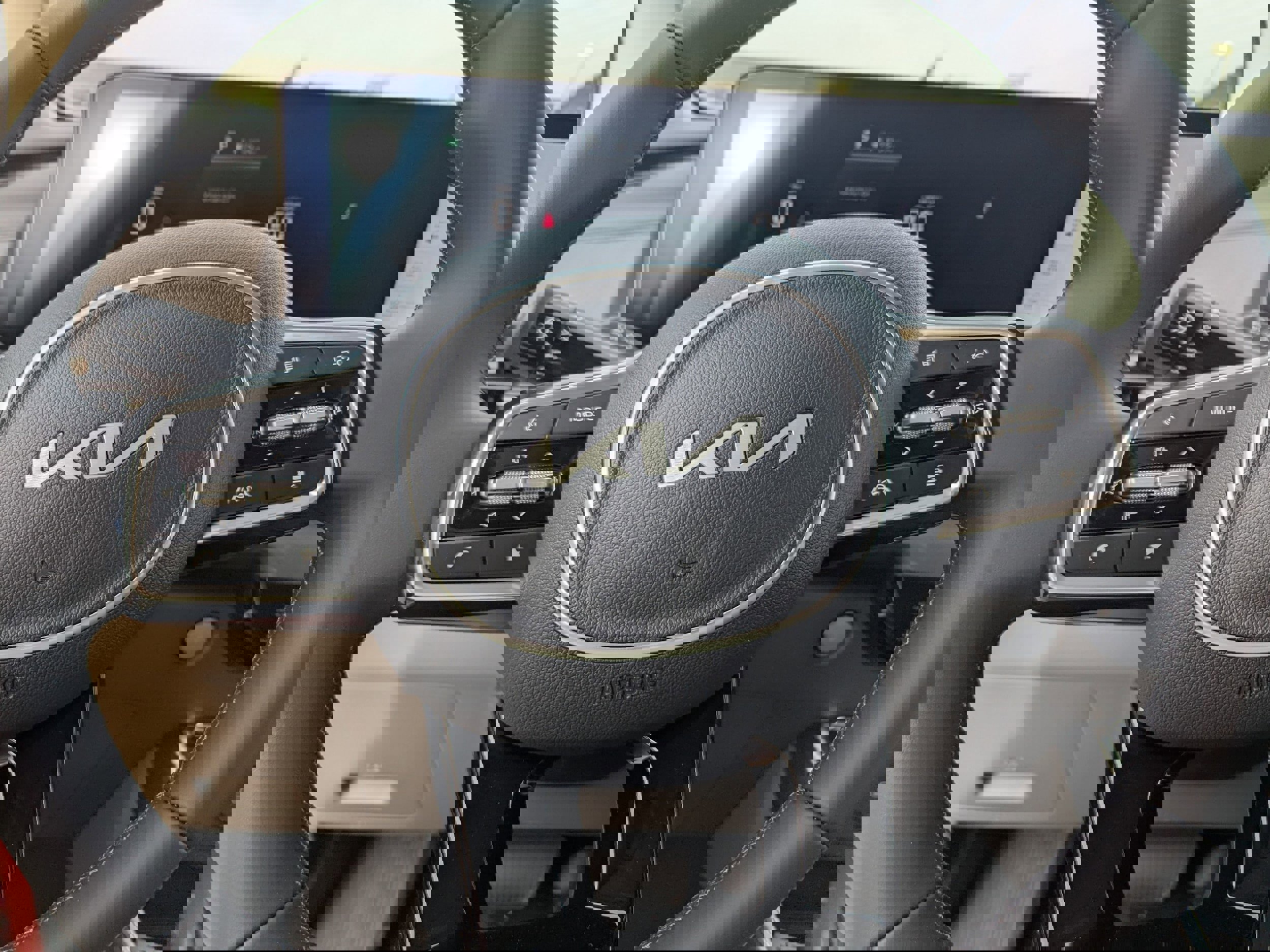 New 2025 Kia Carnival EX image 13