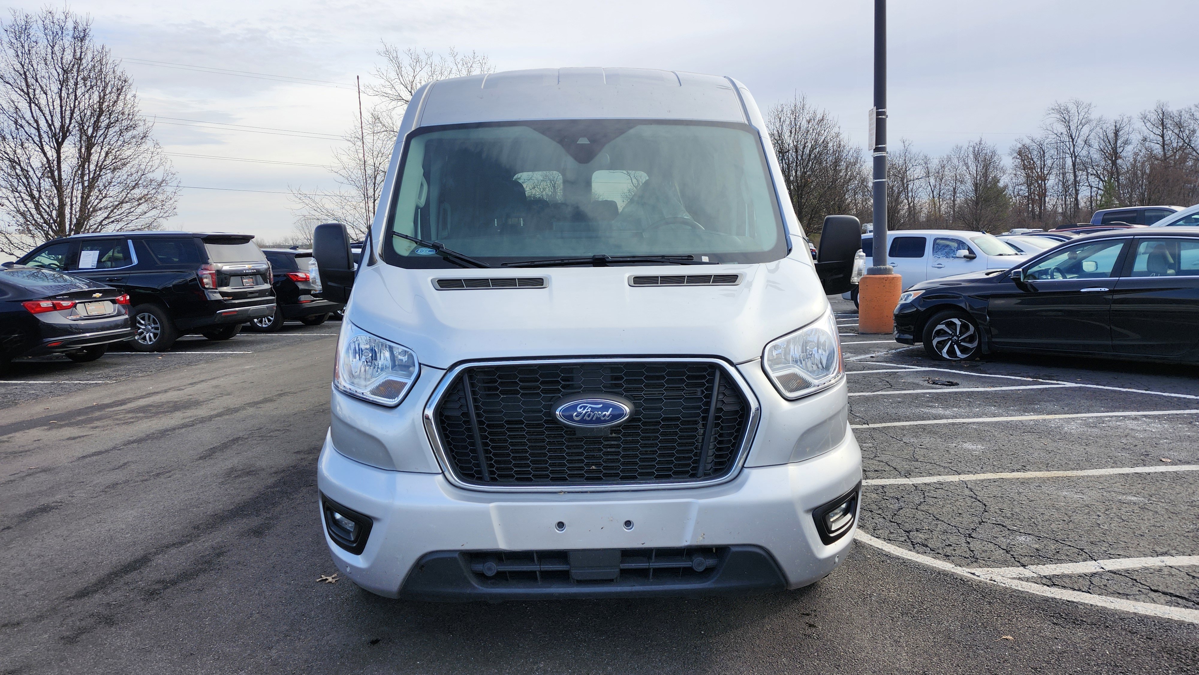 Used 2022 Ford Transit 350 XLT image 13