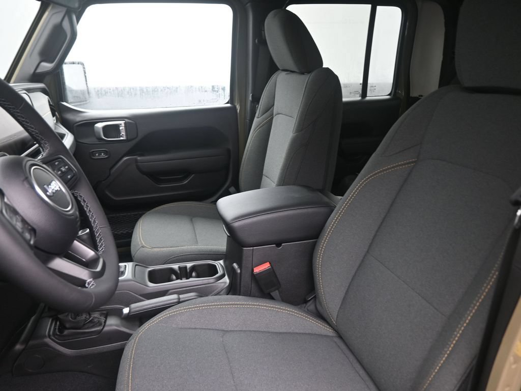 New 2026 Jeep Gladiator Sport AWD/4WD image 19