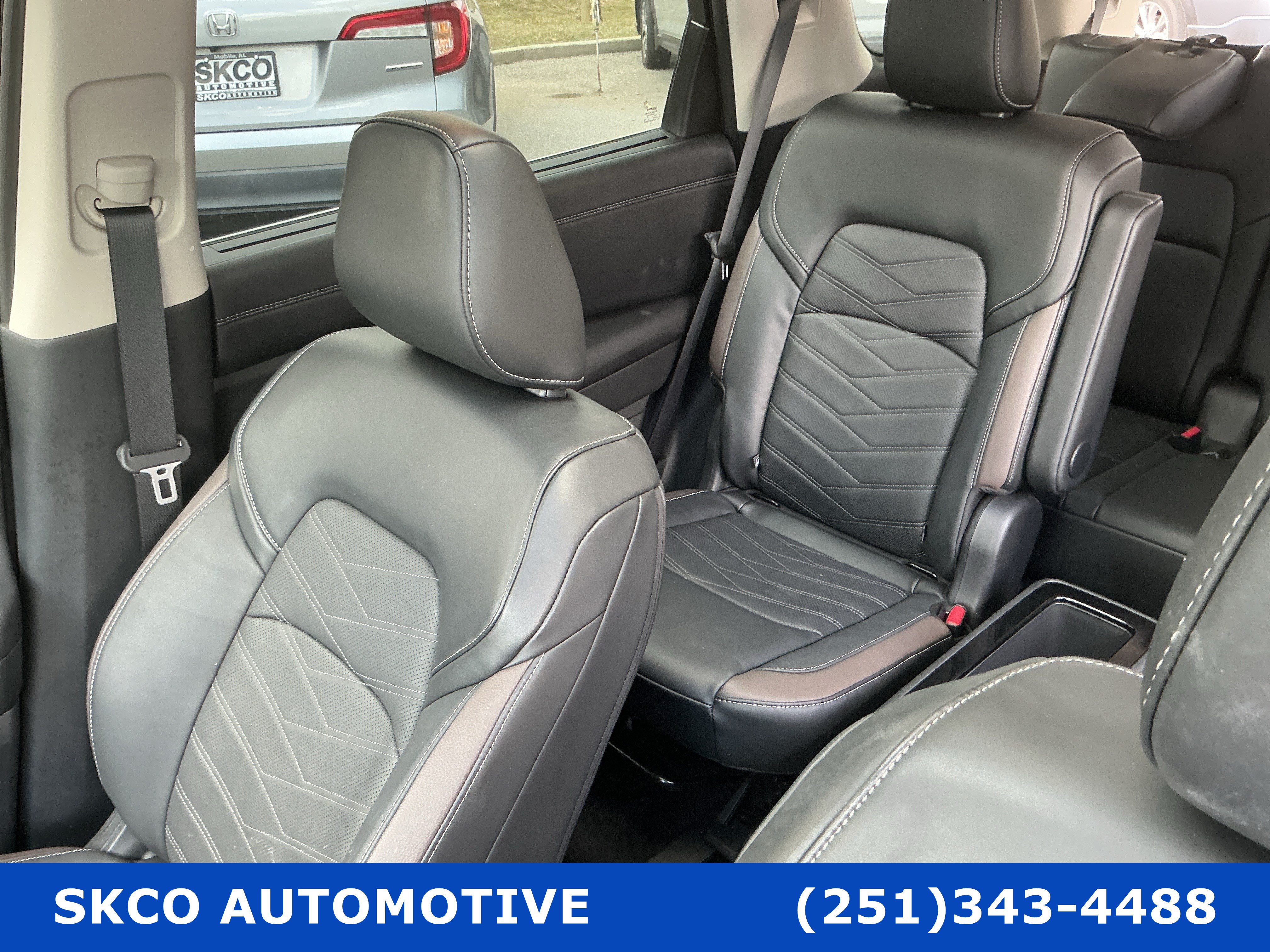Used 2025 Nissan Pathfinder Platinum FWD image 27