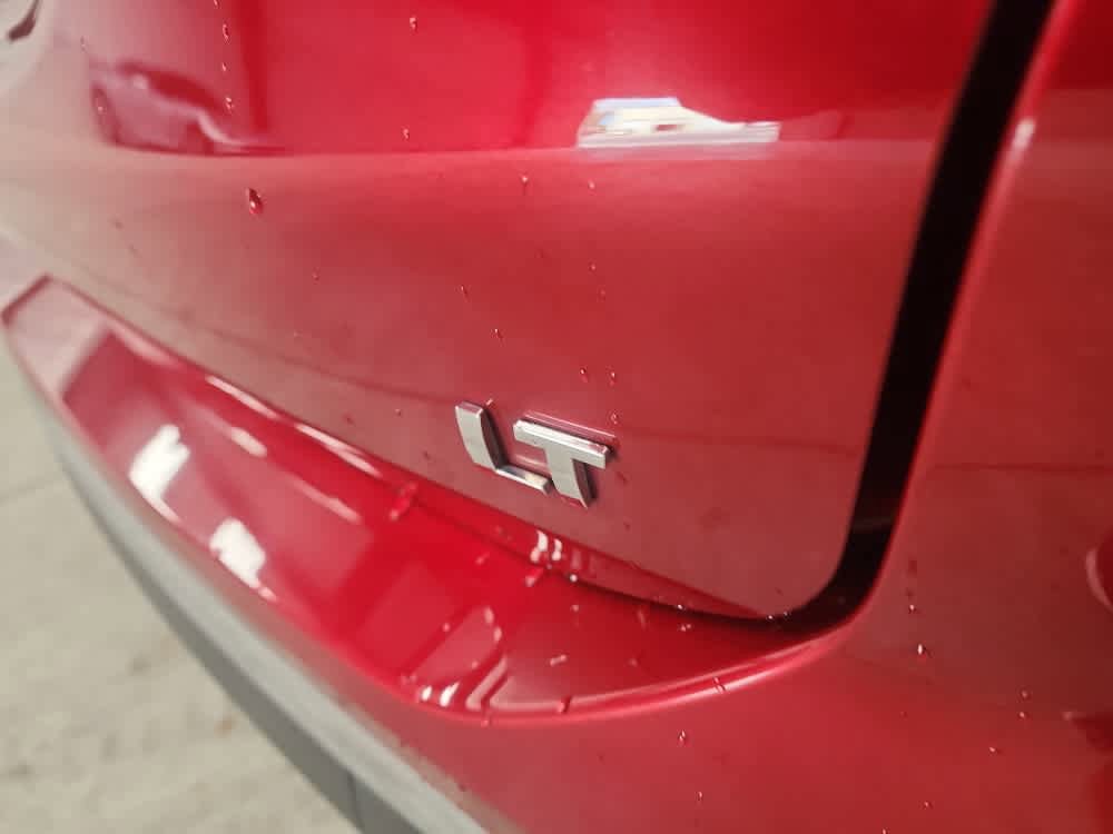 Used 2019 Chevrolet Equinox LT FWD image 16