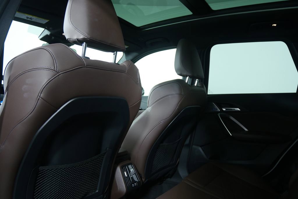 Used 2023 BMW X1 xDrive28i w/ Premium Package image 15