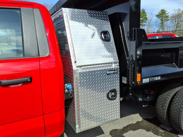 New 2025 Ford F550 4x4 Regular Cab Super Duty image 3