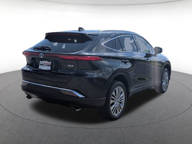 Used 2023 Toyota Venza XLE AWD/4WD image 5