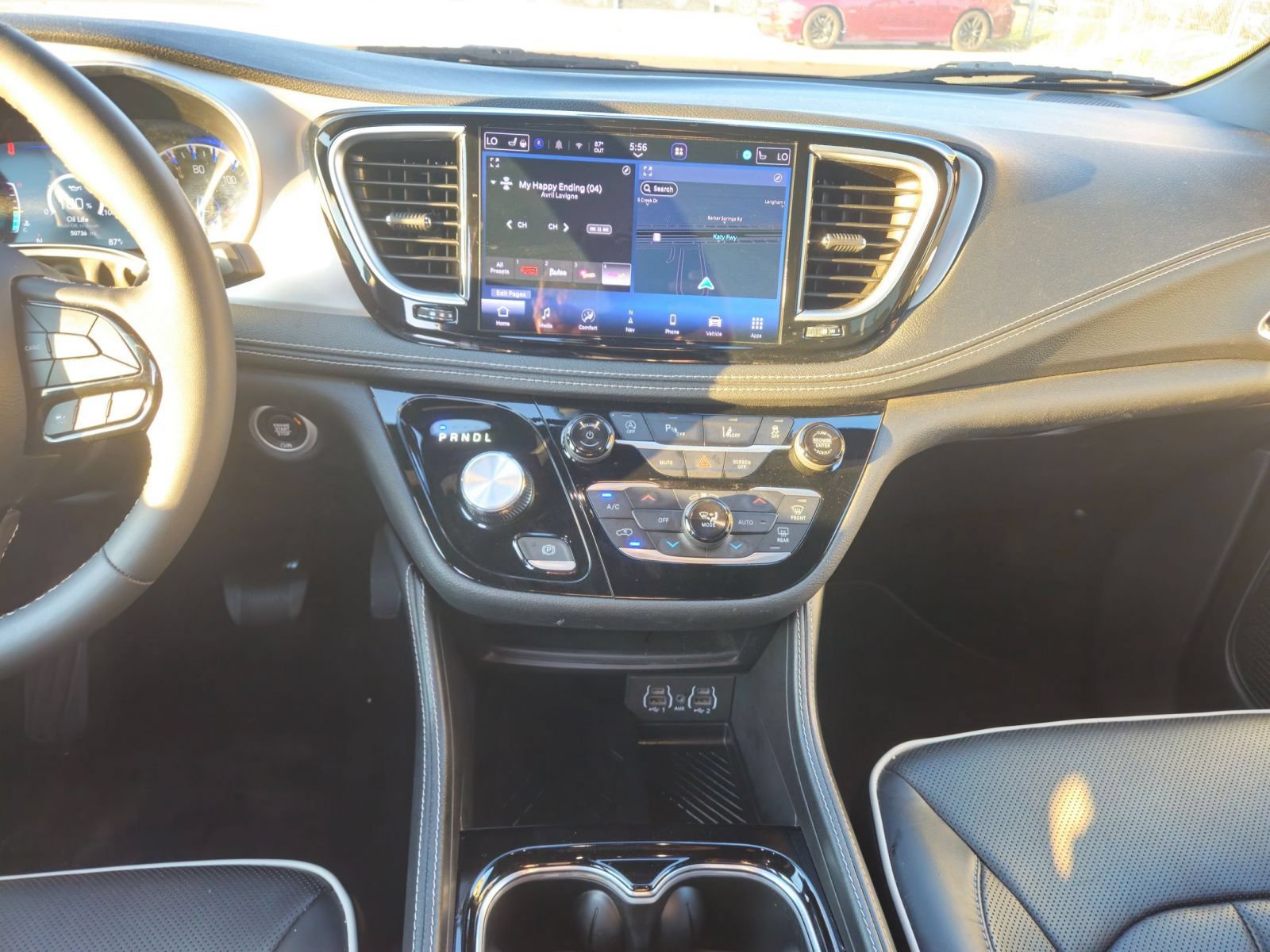 Used 2025 Chrysler Pacifica Limited FWD image 16