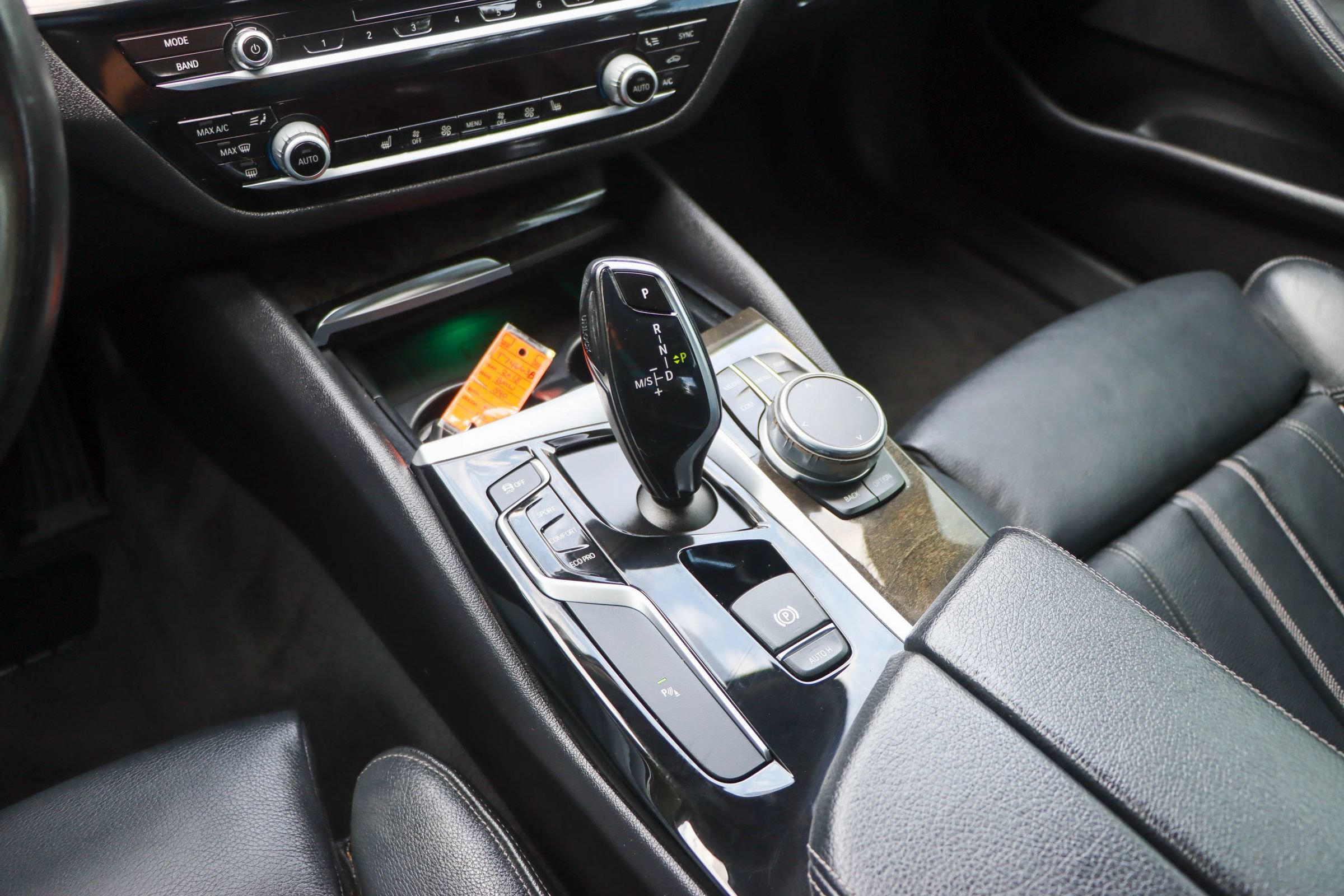 Used 2018 BMW 540i w/ Premium Package RWD image 42