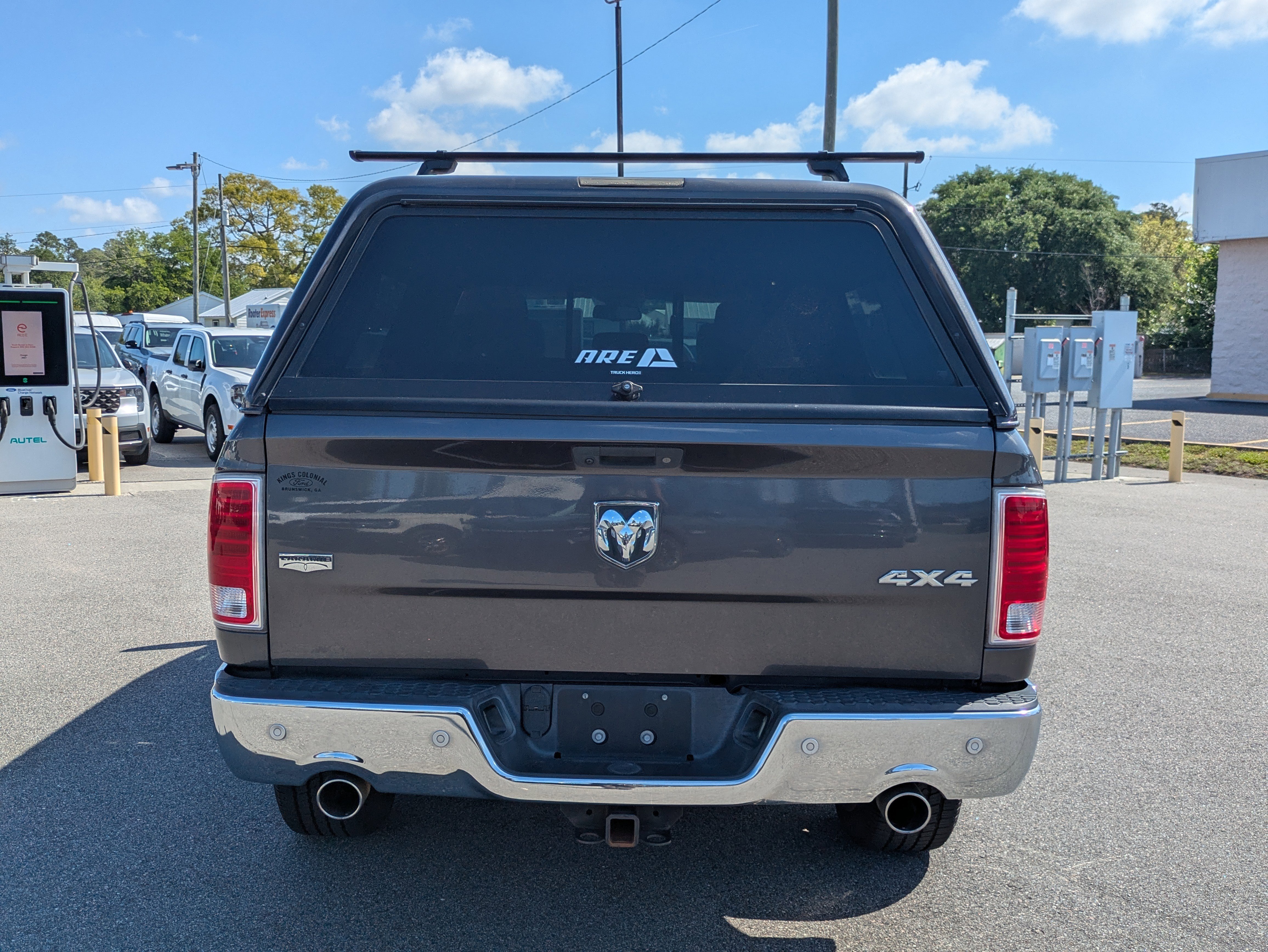 Used 2018 RAM 1500 Laramie w/ Convenience Group image 5