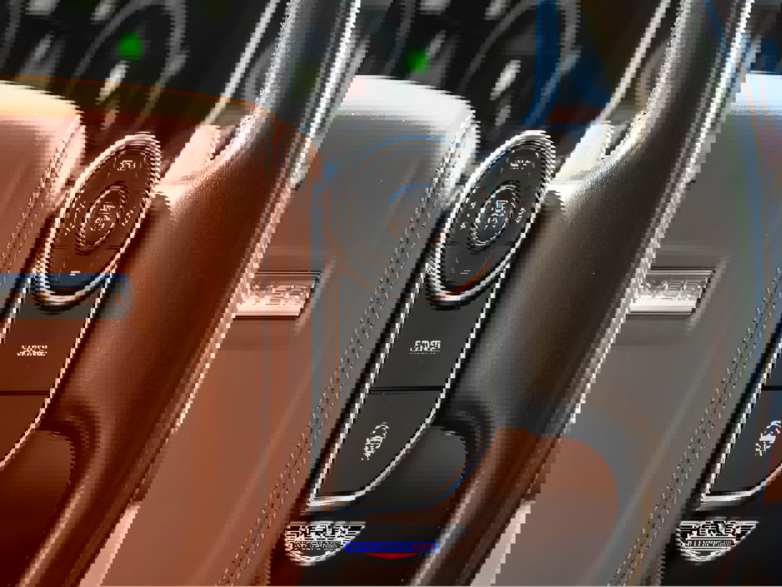 Used 2017 Land Rover Range Rover Autobiography image 29