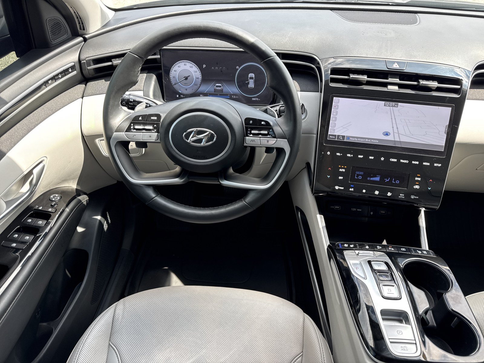 Certified 2024 Hyundai Tucson Limited FWD image 17