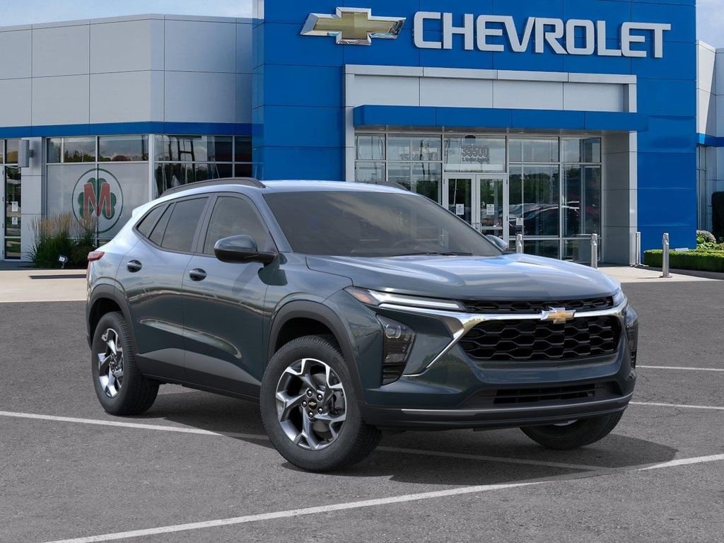 New 2026 Chevrolet Trax LT w/ Driver Confidence Package FWD image 7