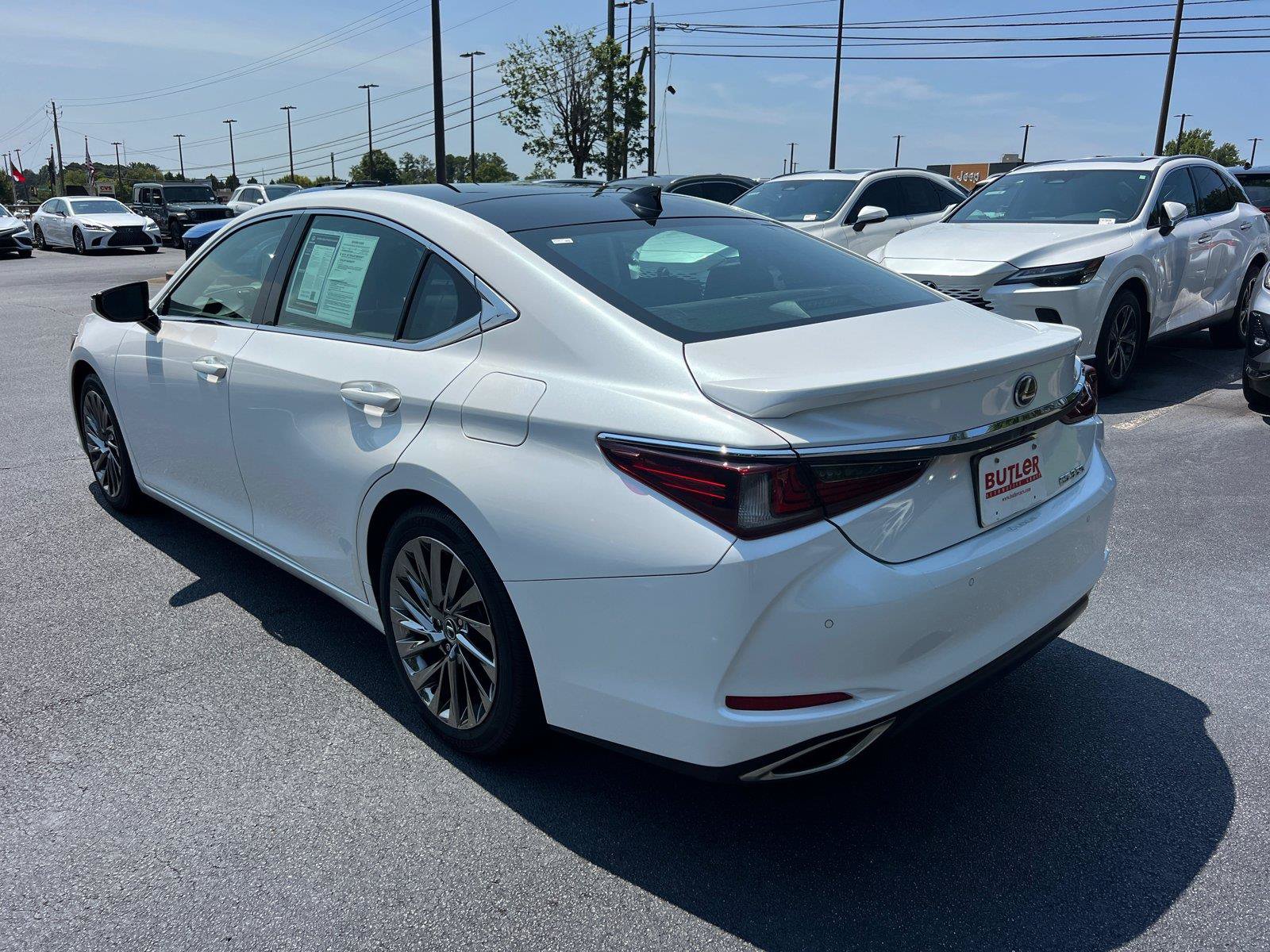 Certified 2024 Lexus ES 350 Ultra Luxury w/ Accessory Package (Z2) FWD image 7