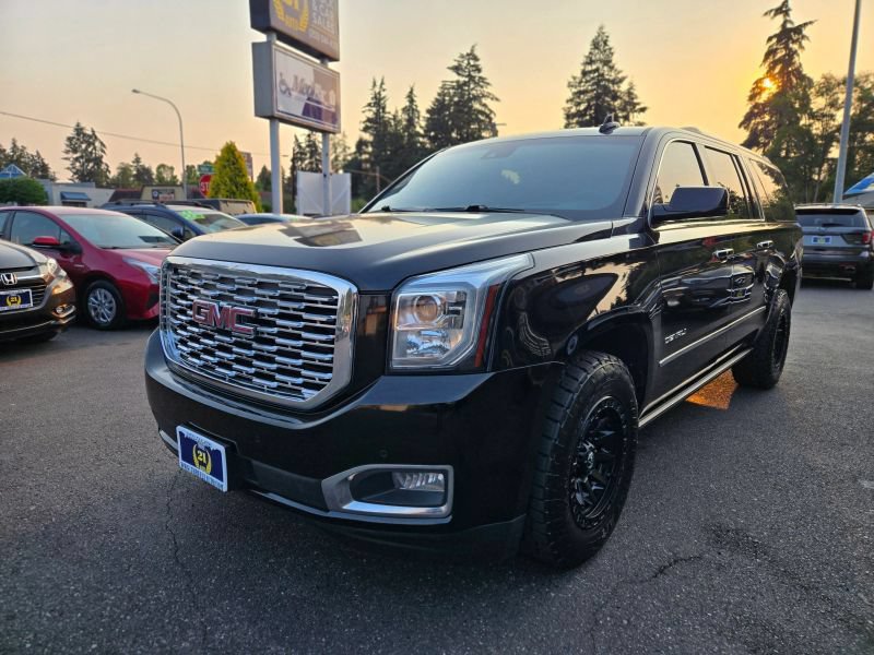Used 2018 GMC Yukon XL Denali w/ Denali Ultimate Package AWD/4WD image 54