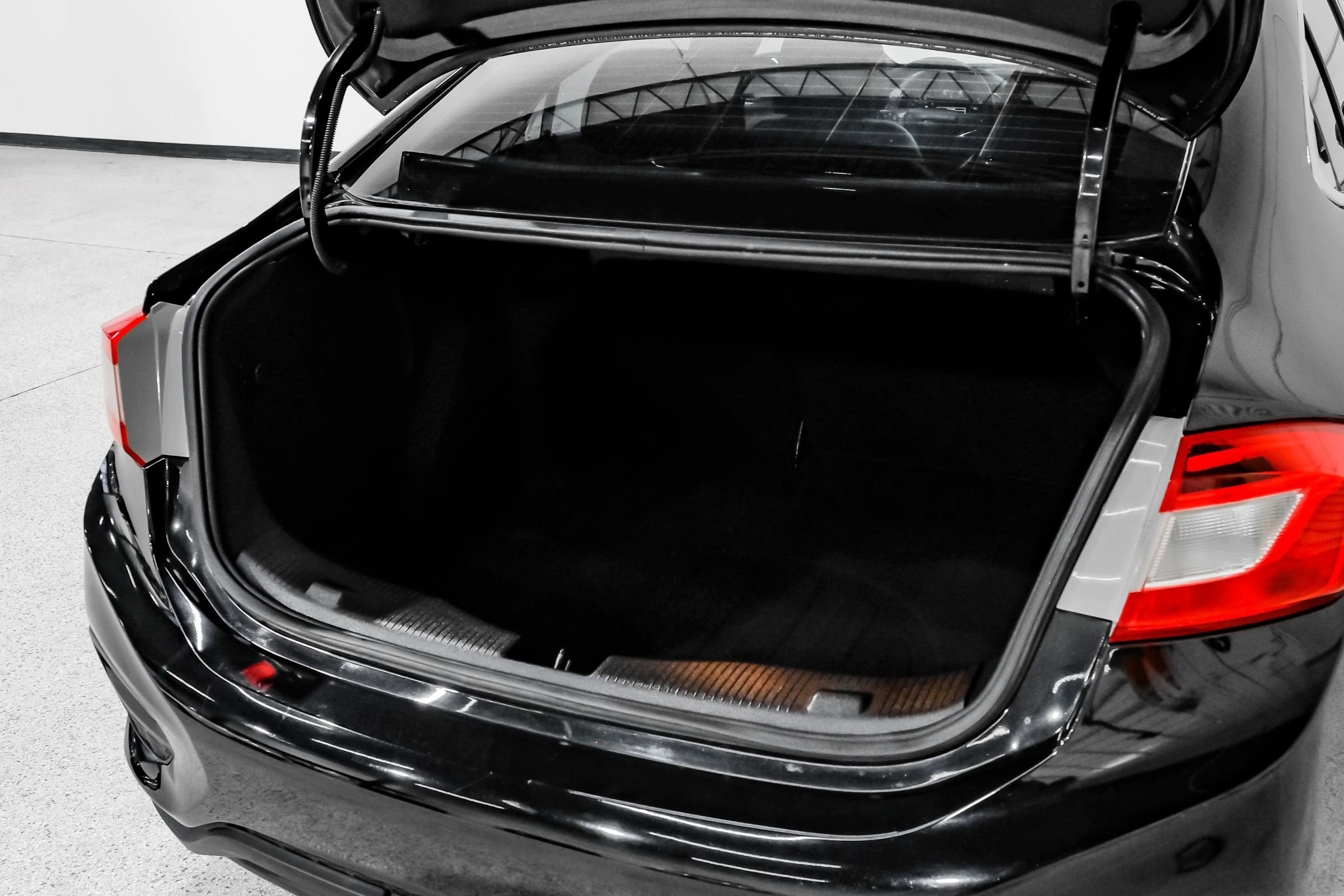 Used 2016 Chevrolet Cruze Premier image 54