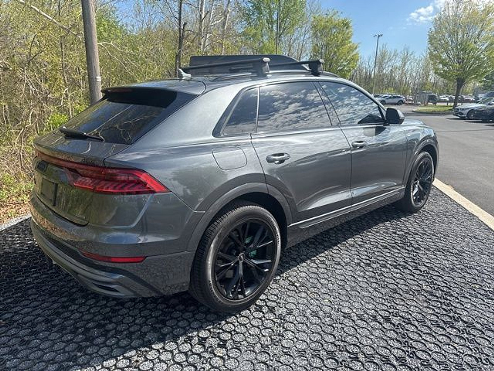 Used 2021 Audi Q8 Premium Plus w/ Premium Plus Package AWD/4WD image 3