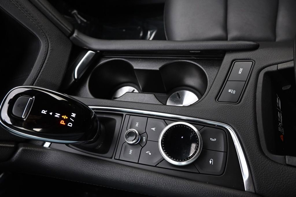 Certified 2025 Cadillac XT5 Premium Luxury image 32