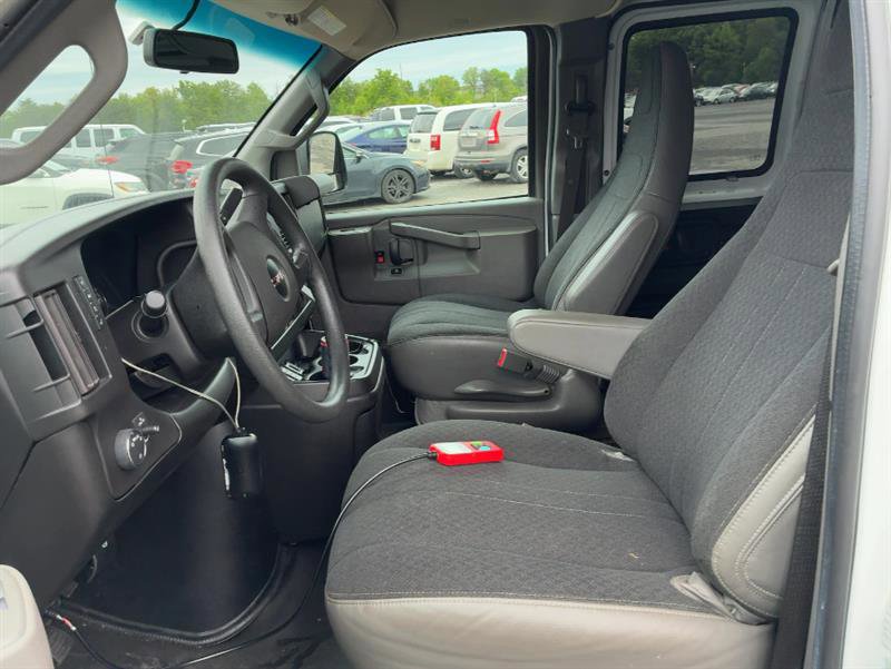 Used 2021 GMC Savana 2500 w/ Driver Convenience Package RWD image 6
